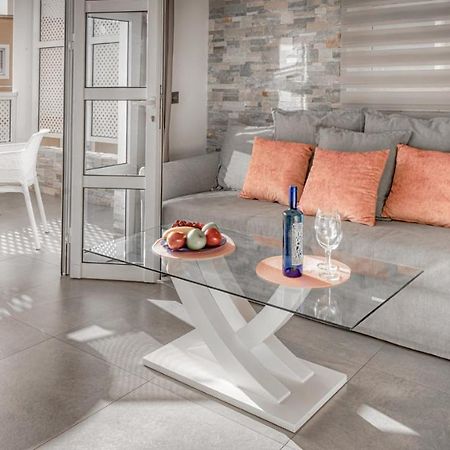 Apartment Orlando Адехе Екстериор снимка